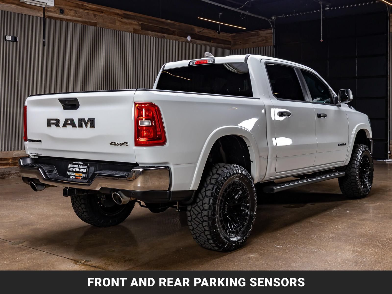 Used 2025 RAM 1500 Big Horn AWD/4WD image 10