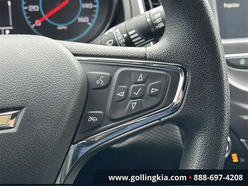 Used 2018 Chevrolet Cruze LT w/ Convenience Package image 21