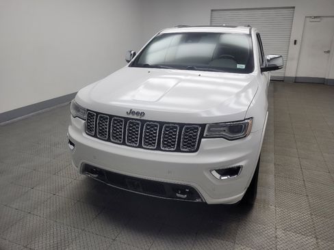 Used 2019 Jeep Grand Cherokee Overland image 15