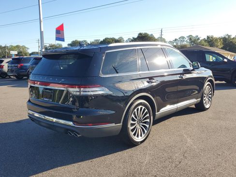 Used 2022 Lincoln Aviator Reserve w/ Equipment Group 201A image 6