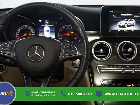 Used 2019 Mercedes-Benz GLC 300 image 5