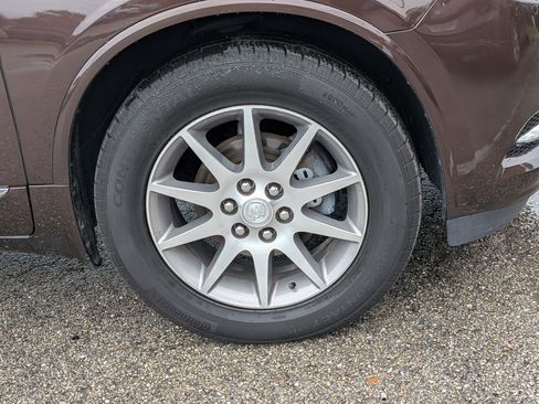 Used 2015 Buick Enclave Leather FWD image 11
