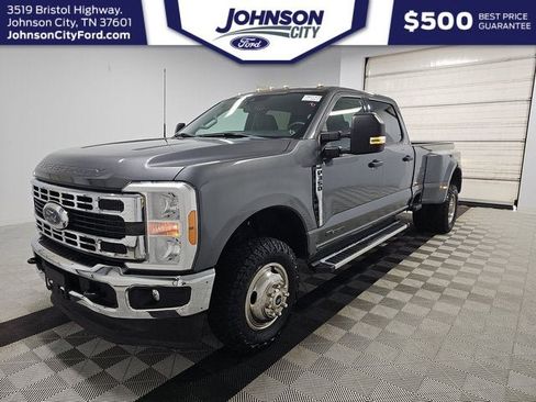 Used 2023 Ford F350 XLT image 1