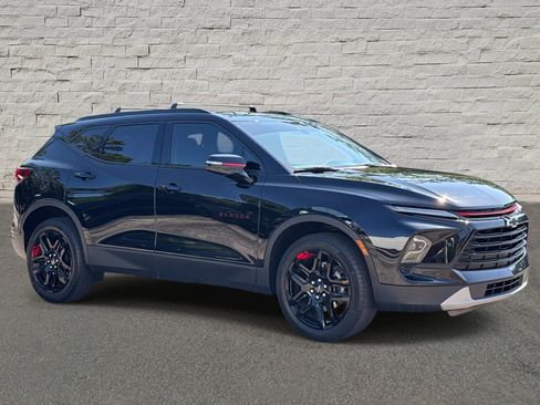 Used 2024 Chevrolet Blazer LT w/ Redline Edition FWD image 6