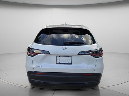 Used 2024 Honda HR-V LX image 6