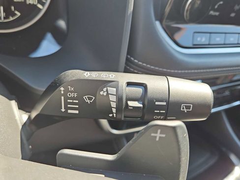 Used 2022 Nissan Rogue SL w/ SL Premium Package image 23