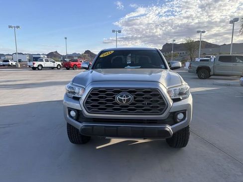 Used 2021 Toyota Tacoma TRD Off-Road AWD/4WD image 2