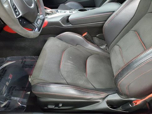 Used 2021 Chevrolet Camaro ZL1 w/ LPO, ZL1 Protection Package RWD image 13