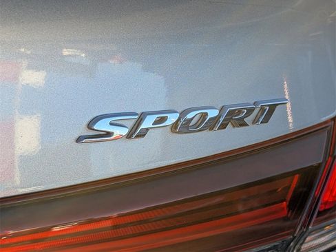 Used 2025 Honda Civic Sport image 8