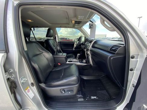 Used 2013 Toyota 4Runner Limited AWD/4WD image 24