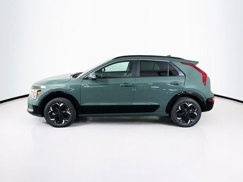 New 2026 Kia Niro Wind FWD image 8