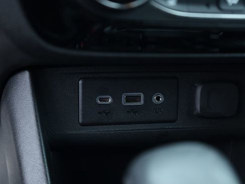 Used 2023 Buick Encore GX Select w/ Sport Touring Package image 33