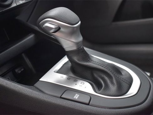 Certified 2023 Kia Forte LXS w/ LXS Technology Package image 20