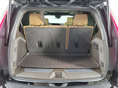 Used 2023 Cadillac Escalade Premium Luxury w/ Performance Package RWD image 7