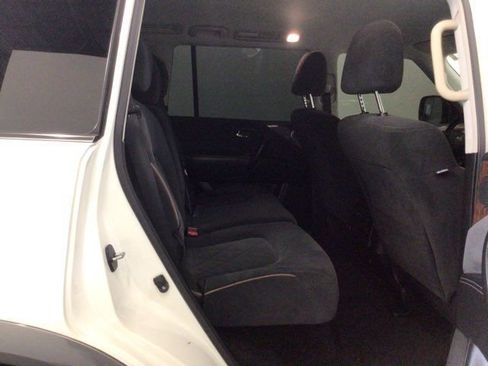 Used 2020 Nissan Armada SV RWD image 8