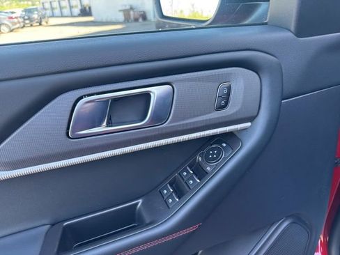 Used 2025 Ford Explorer ST-Line AWD/4WD image 10