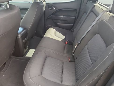 Used 2022 Chevrolet Colorado LT w/ Safety Package image 13