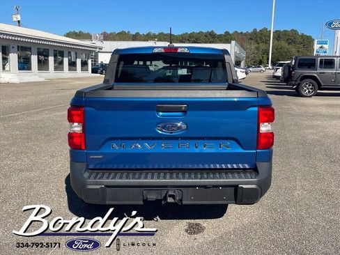 Used 2023 Ford Maverick XL image 17
