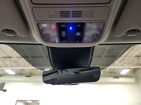 Certified 2025 Honda Odyssey Elite image 19