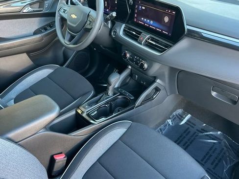 New 2026 Chevrolet TrailBlazer LS FWD image 22