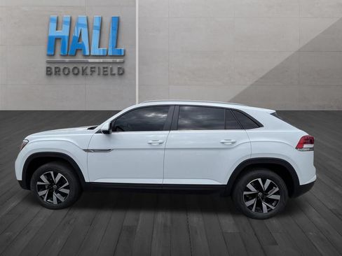Certified 2022 Volkswagen Atlas Cross Sport SE AWD/4WD image 3