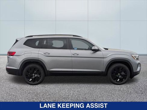 New 2026 Volkswagen Atlas SE image 6