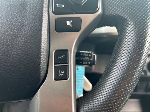 Used 2022 Toyota Tacoma SR5 RWD image 24
