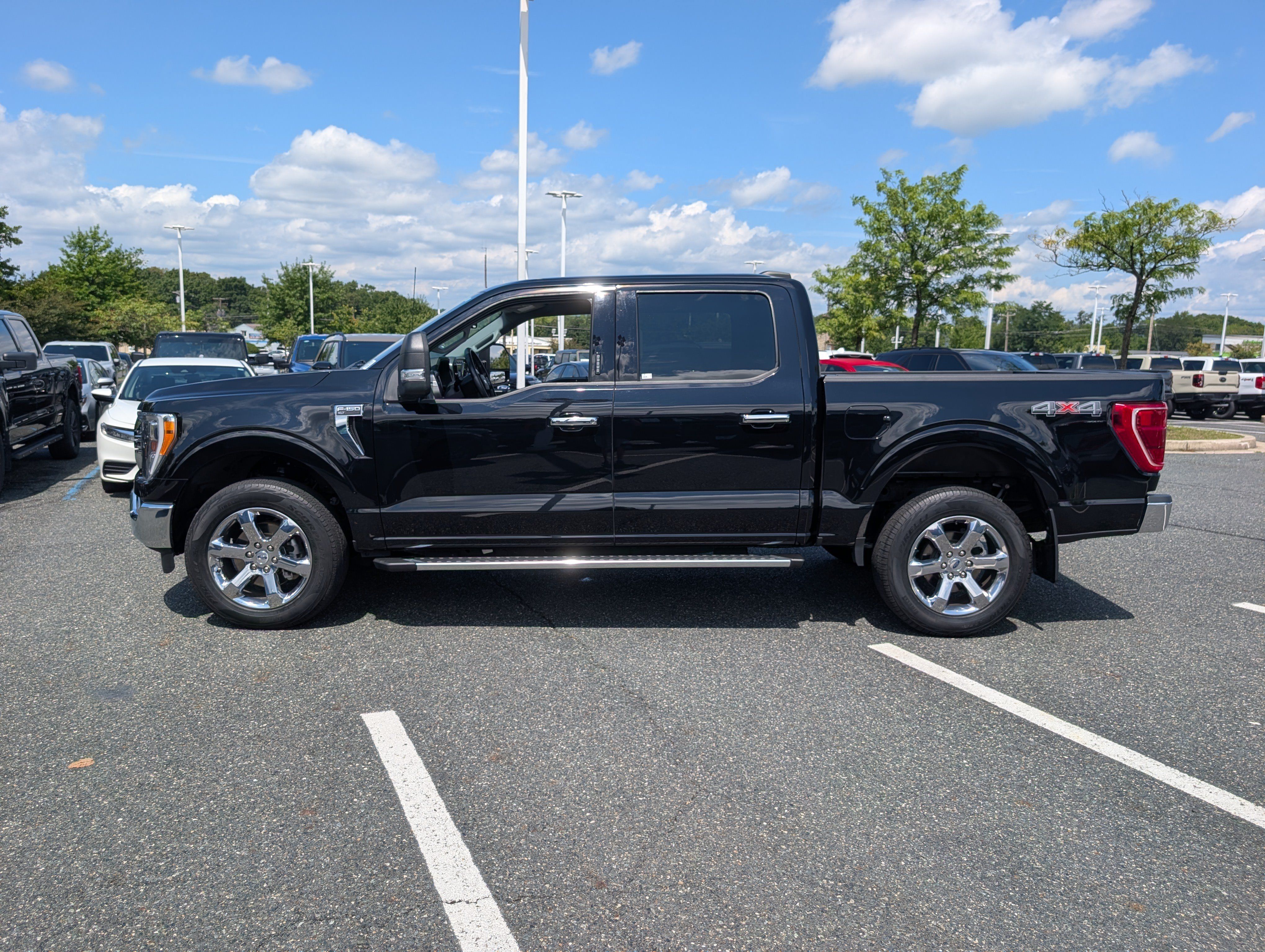 Certified 2022 Ford F150 XLT w/ Equipment Group 302A High AWD/4WD image 7
