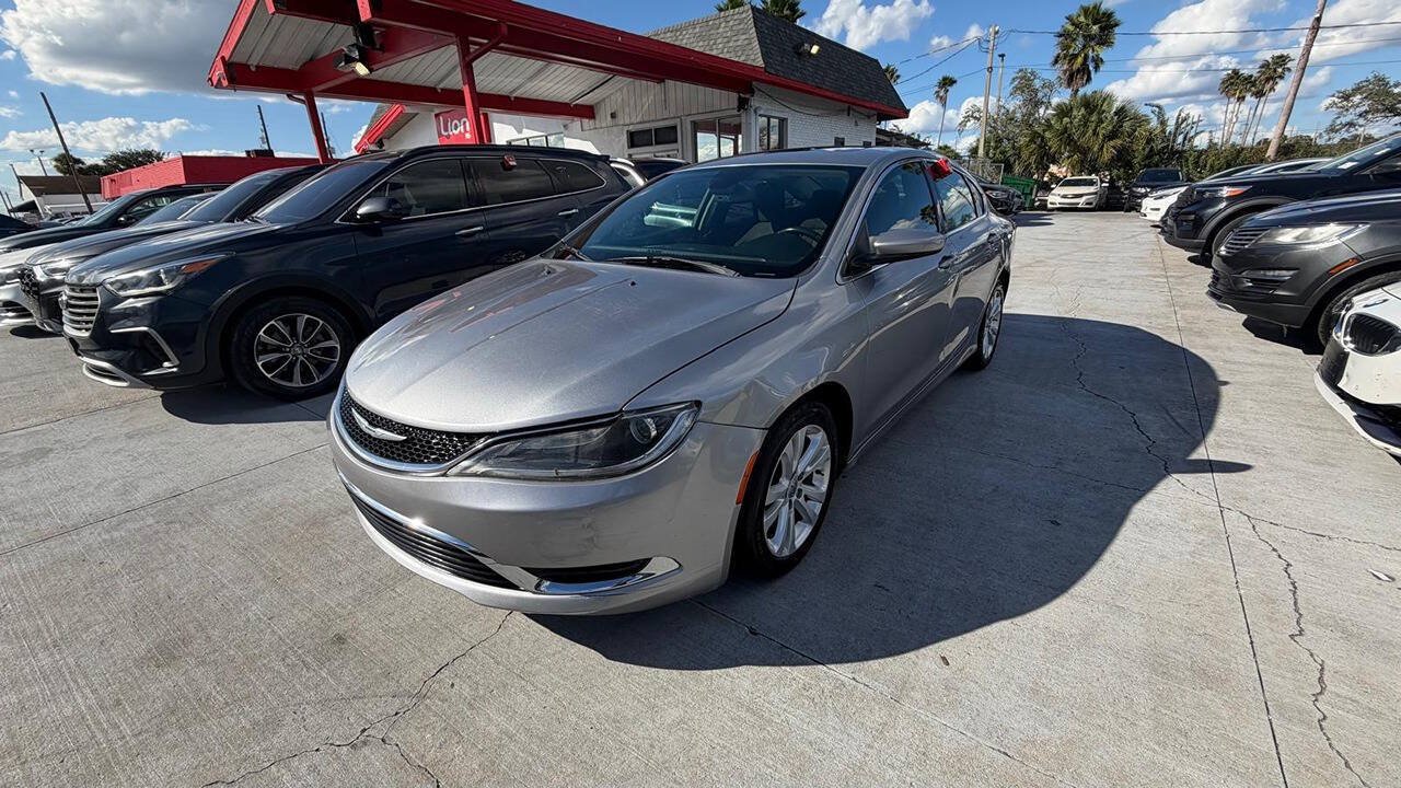 Used 2016 Chrysler 200 Limited w/ Anniversary Edition FWD image 2
