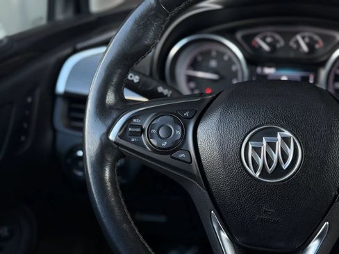 Used 2019 Buick Envision Essence image 21