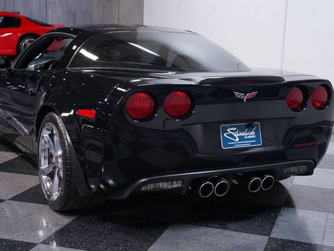 Used 2013 Chevrolet Corvette Grand Sport w/ 3LT Preferred Equipment Group image 9