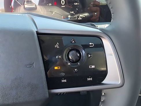 New 2025 Nissan Murano SL AWD/4WD image 17