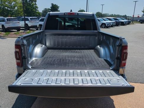 Used 2022 RAM 1500 Laramie AWD/4WD image 13
