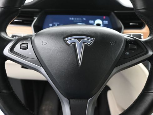 Used 2020 Tesla Model X Long Range AWD/4WD image 10