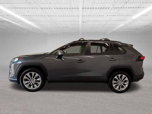 Used 2021 Toyota RAV4 XLE Premium AWD/4WD image 2
