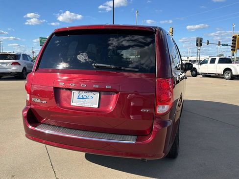 Used 2020 Dodge Grand Caravan GT FWD image 18