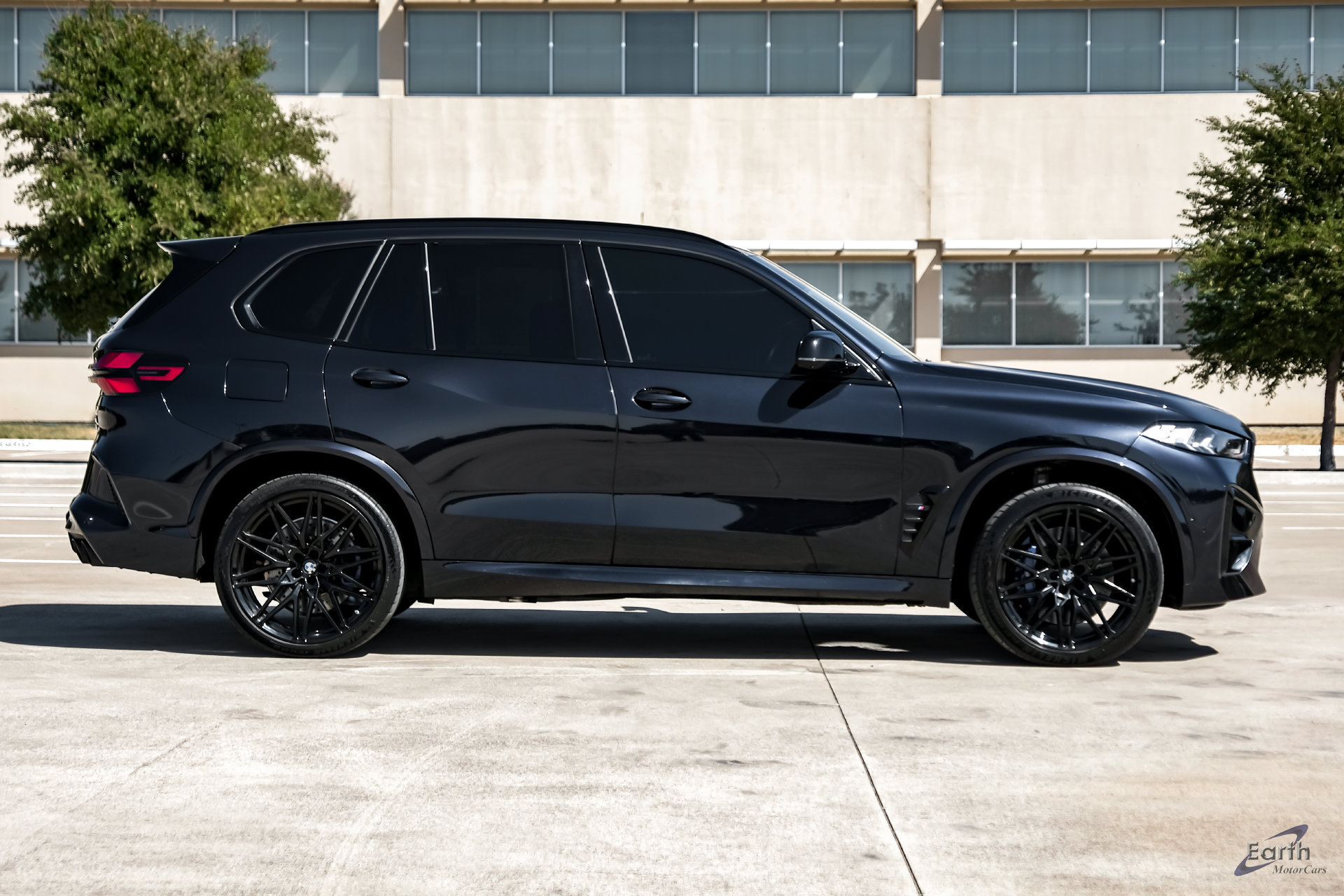 Used 2025 BMW X5 M Competition w/ Executive Package AWD/4WD image 19