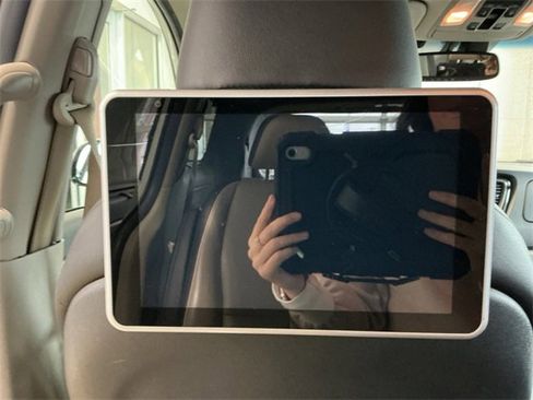 Used 2020 Kia Sedona EX w/ EX Premium Package image 14