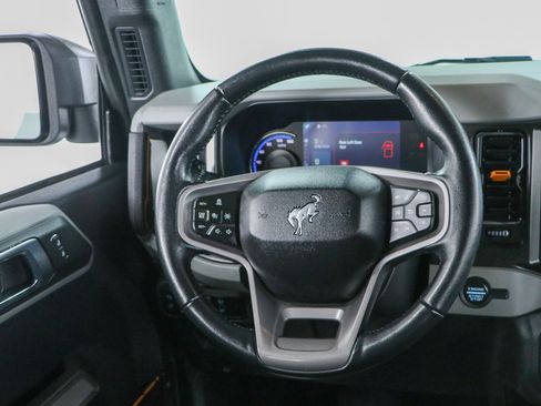 Used 2022 Ford Bronco Badlands AWD/4WD image 12