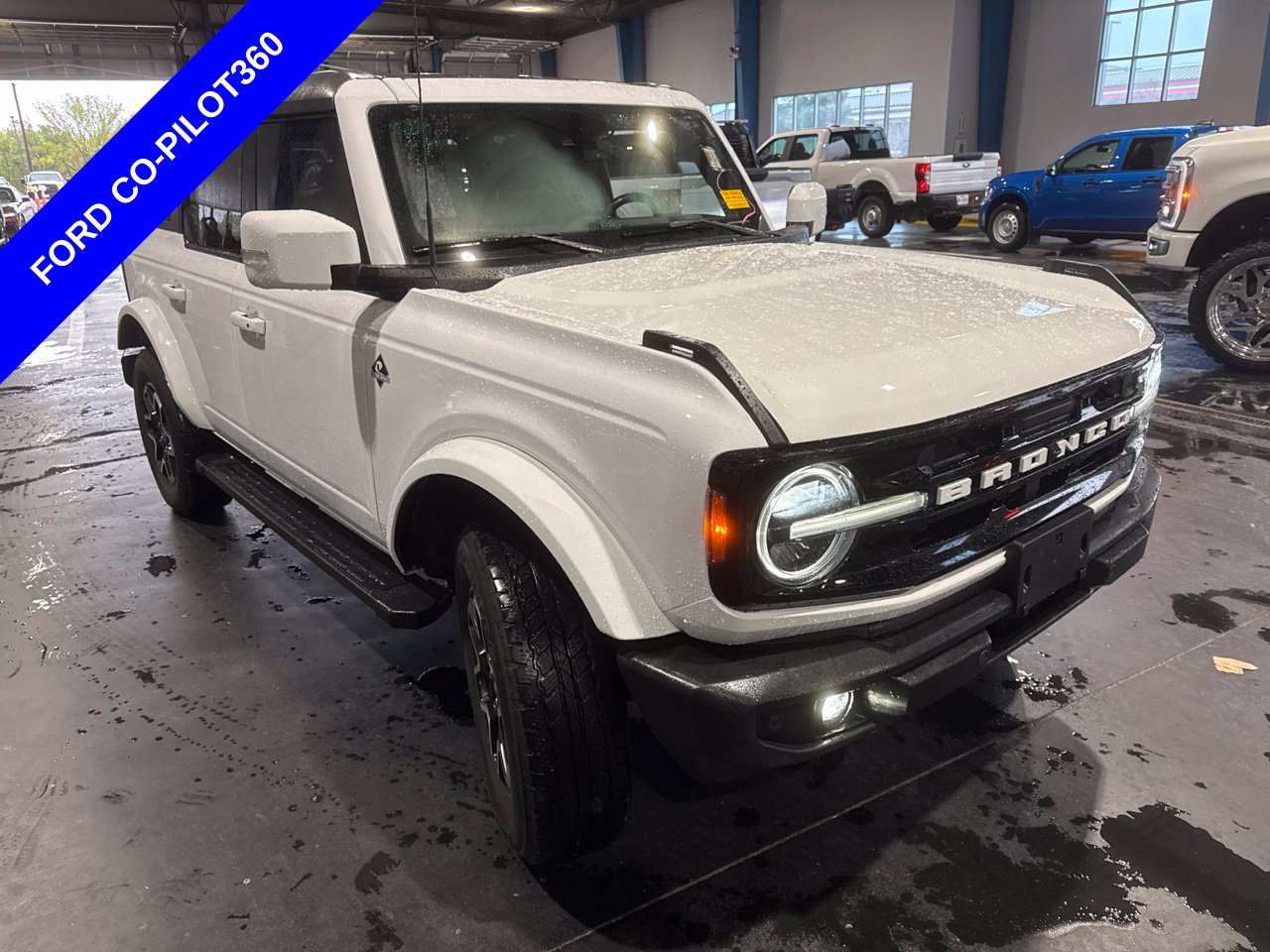 Used 2023 Ford Bronco Outer Banks AWD/4WD image 20