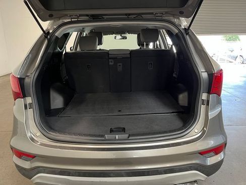 Used 2018 Hyundai Santa Fe Sport FWD image 16