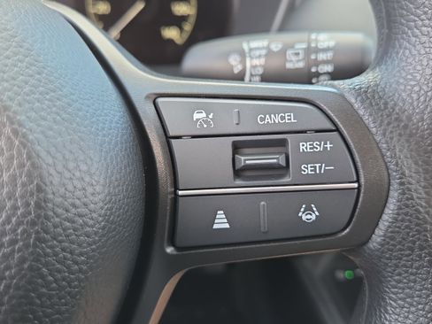 New 2026 Honda HR-V LX image 24