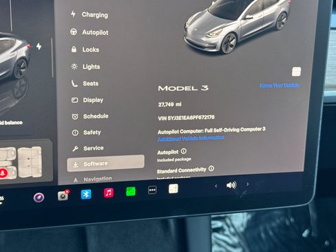 Used 2023 Tesla Model 3 Standard Range image 23