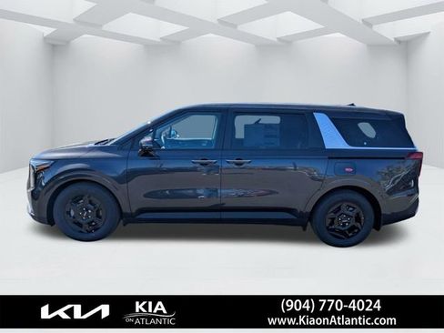 New 2026 Kia Carnival FWD image 6