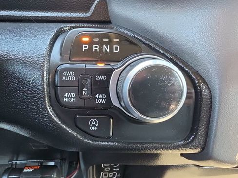 Used 2019 RAM 1500 Big Horn AWD/4WD image 15