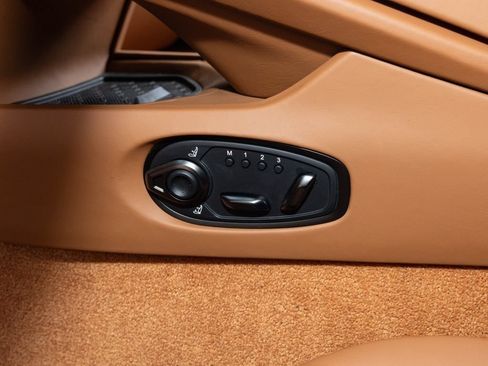 Used 2025 Aston Martin DB12 Convertible RWD image 35