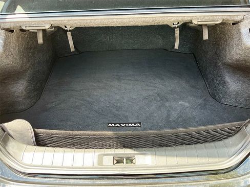 Used 2022 Nissan Maxima SR w/ Sport Mat Group image 27