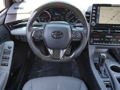 Used 2021 Toyota Avalon Limited w/ Advanced Safety Package FWD image 17