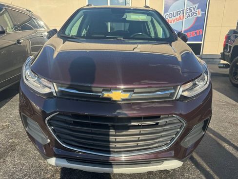 Used 2021 Chevrolet Trax LT w/ Driver Confidence Package FWD image 6