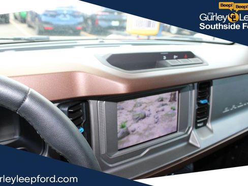 Used 2023 Ford Bronco Outer Banks AWD/4WD image 1